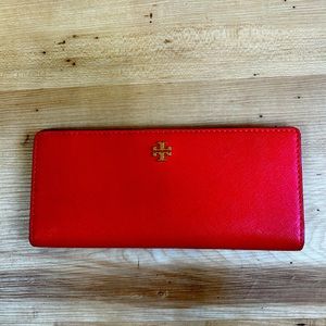 Red Tory Burch wallet